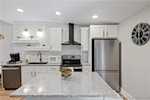 934 E Court Ave Jeffersonville IN 47130 | MLS 202509869 Photo 3