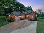 2307 Carriage Ct Jeffersonville IN 47130 | MLS 202509971 Photo 8