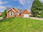 3218 Rosemont Dr Jeffersonville IN 47130 | MLS 202509981 Photo 2