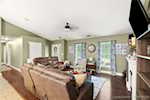 1329 Valley View Rd New Albany IN 47150 | MLS 202509917 Photo 11