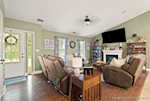 1329 Valley View Rd New Albany IN 47150 | MLS 202509917 Photo 9