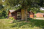 645 Hampton Ct Sellersburg IN 47172 | MLS 2025010114 Photo 2