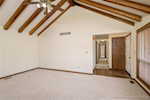 645 Hampton Ct Sellersburg IN 47172 | MLS 2025010114 Photo 7