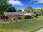 111 Lynnwood Dr Clarksville IN 47129 | MLS 2025010157 Photo 4