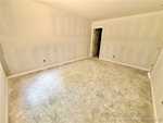 382 Oak St Austin IN 47102 | MLS 2025010182 Photo 9