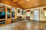 1640 Oriole Dr New Albany IN 47150 | MLS 2025010198 Photo 10