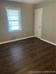 5901 Jessamine Ln Louisville KY 40258 | MLS 2025010112 Photo 15
