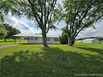 1120 E 5th St Pekin IN 47165 | MLS 202509553 Photo 1