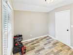 301 Mary St Jeffersonville IN 47130 | MLS 2025010503 Photo 14