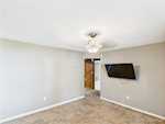 301 Mary St Jeffersonville IN 47130 | MLS 2025010503 Photo 7