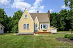 710 English Ave Austin IN 47102 | MLS 2025010519 Photo 1