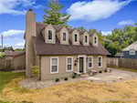 110 Lynnwood Dr Clarksville IN 47129 | MLS 2025010574 Photo 1