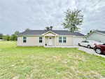 613 E Walnut St Crothersville IN 47229 | MLS 2025010622 Photo 1