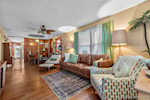 1014 Howard Ave Jeffersonville IN 47130 | MLS 2025010433 Photo 3