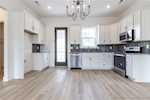 141 W Douglas Ave Clarksville IN 47129 | MLS 2025010020 Photo 12