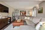 902 Mechanic St Jeffersonville IN 47130 | MLS 2025010453 Photo 5
