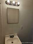 207 S Elm St Clarksville IN 47129 | MLS 2025010796 Photo 14