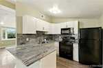 302 Emily Ave Clarksville IN 47129 | MLS 2025010816 Photo 9