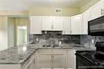 302 Emily Ave Clarksville IN 47129 | MLS 2025010816 Photo 10