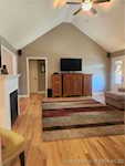 4002 Decker Ct Sellersburg IN 47172 | MLS 2025010915 Photo 8