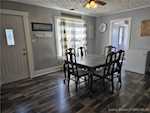 530 E Main St Pekin IN 47165 | MLS 2025010949 Photo 4