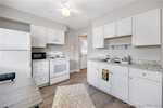 2581 Roanoke Ave New Albany IN 47150 | MLS 2025010952 Photo 9