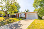 2827 Wahoo Dr New Albany IN 47150 | MLS 2025010970 Photo 1