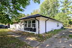 208 Mockingbird Dr Jeffersonville IN 47130 | MLS 2025010991 Photo 2