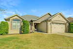 5445 Hawthorn Glen Charlestown IN 47111 | MLS 2025010928 Photo 2