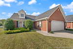 102 Crown Ct New Albany IN 47150 | MLS 2025011030 Photo 2