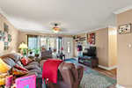 826 Sandra Dr Jeffersonville IN 47130 | MLS 2025010277 Photo 5