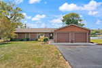 2207 W Robin Rd Scottsburg IN 47170 | MLS 2025010629 Photo 3