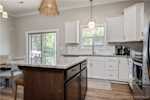 5714 Sugar Berry Ln Jeffersonville IN 47130 | MLS 2025011098 Photo 11