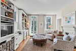 https://cdn.listingphotos.sierrastatic.com/large/v1758319479/263/263_2025011231_13.jpg 204 W Third St Madison IN 47250 | MLS 2025011231 Photo 13