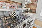 https://cdn.listingphotos.sierrastatic.com/large/v1758319486/263/263_2025011231_09.jpg 204 W Third St Madison IN 47250 | MLS 2025011231 Photo 9