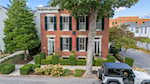 https://cdn.listingphotos.sierrastatic.com/large/v1758319489/263/263_2025011231_37.jpg 204 W Third St Madison IN 47250 | MLS 2025011231 Photo 37