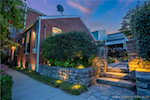 https://cdn.listingphotos.sierrastatic.com/large/v1758319518/263/263_2025011231_54.jpg 204 W Third St Madison IN 47250 | MLS 2025011231 Photo 54