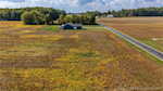 https://cdn.listingphotos.sierrastatic.com/large/v1760133678/263/263_2025011773_07.jpg 5127 W Interstate Block Rd Madison IN 47250 | MLS 2025011773 Photo 7